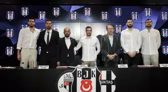 Beşiktaş Erkek Basketbol Takımı Yeni Transferleri İle İmza Töreni Düzenledi