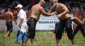 Tarihi Kırkpınar Yağlı Güreşleri'nde Başpehlivanlık İlk Turu Tamamlandı