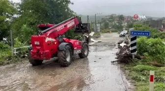 Bartın'da dere yatakları taştı ev ve iş yerleri su altında kaldı