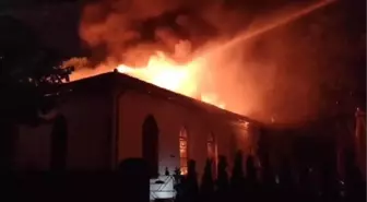 Topkapı Sarayı'nın içindeki tarihi restoranda yangın