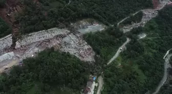 Çin'de Otoyol İnşaatında Toprak Kayması: 1 Ölü, 7 Kayıp