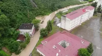 Ordu'yu sağanak vurdu