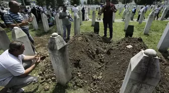 Srebrenitsa Soykırımında Katledilen 30 Kurban Defnedildi