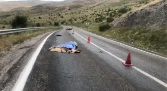 Elbistan'da TIR ile çarpışan motosiklet sürücüsü hayatını kaybetti