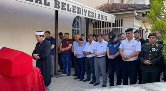 Kıbrıs gazisi Celal Ersen toprağa verildi