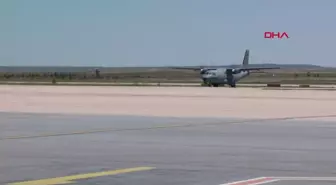 Pençe Kilit Harekat Bölgesi'nde silah kazası sonucu şehit olan Sözleşmeli Er Erdem Kavlak'ın cenazesi Sivas'a getirildi