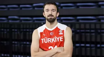 Fenerbahçe Beko, milli basketbolcu Sertaç Şanlı'yı renklerine bağladı