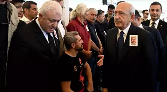 Kılıçdaroğlu, Tuncay Özkan'ın annesinin cenaze törenine katıldı