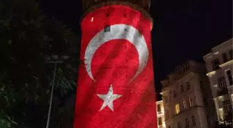 15 Temmuz Şehitleri Galata Kulesi'nde Anıldı