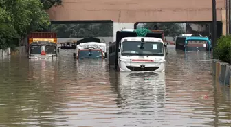 Hindistan'da sel felaketinde can kaybı 100'ü aştı