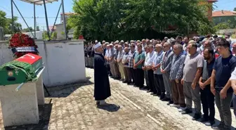 Kıbrıs gazisi Durmuş Cihanbey'in cenazesi toprağa verildi