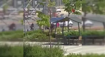 Ev eşyası taşıyan kamyonet alev alev yandı