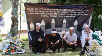 Bosna Hersek'teki savaşta kurşuna dizilen Srebrenitsalı 6 genç dualarla anıldı