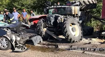 Eskişehir'de traktörle çarpışan otomobil sürücüsü hayatını kaybetti