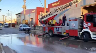 Kartepe'de Fabrika Jeneratöründe Yangın Çıktı