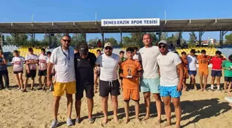 Seferihisar Spor, Geleneksel Teos Cup Plaj Futbol Turnuvası'nda Şampiyon Oldu