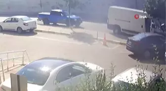 Komşuların silahlı, bıçaklı otopark kavgası kamerada