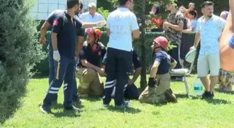 Pendik'te İtfaiye Aracı Kaza Yaptı: 5 İtfaiyeci Yaralandı