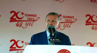 KKTC'de Kıbrıs Barış Harekatı'nın 49. yılı törenlerle kutlandı