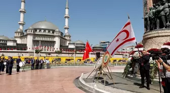 KKTC'nin 20 Temmuz Barış ve Özgürlük Bayramı Taksim'de Kutlandı