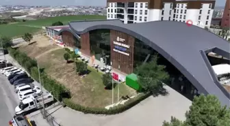 Başakşehir'de yeni bir millet kıraathanesi hizmete açıldı