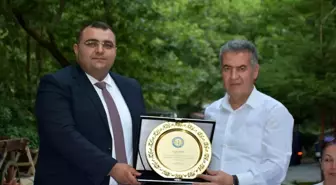 Aydın'ın Buharkent ilçe Kaymakamı Alper Açıkgöz, yurtdışı dil eğitimi için ilçeden ayrıldı