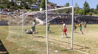 Mersin'de Geleneksel Fındıkpınarı Futbol Turnuvası Başladı