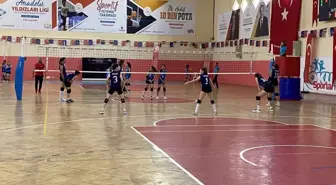 ANALİG Voleybol Yarı Final Müsabakaları Ardahan'da Başladı