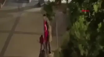 Akçaabat'ta Atatürk Heykeline Balyozlu Saldırı Görüntüleri Ortaya Çıktı