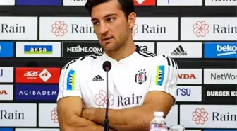 Beşiktaşlı futbolcu Emrecan Uzunhan trafik kazası sonrası saldırıya uğradı