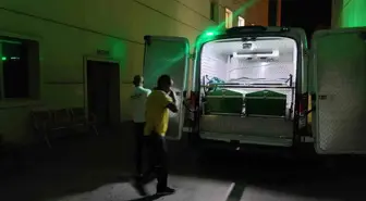 Kuşadası'nda Denize Giren 2 Kişi Boğularak Hayatını Kaybetti