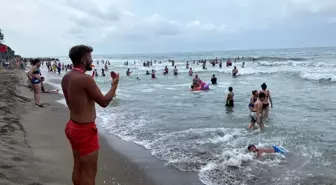 Düzce Sahillerinde Cankurtaranlar 22 Kişiye Müdahale Etti