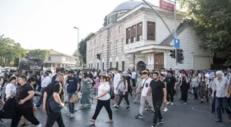 Beşiktaş Meydanı'ndaki Çevre Düzenlemesi Trafik Yoğunluğuna Neden Oldu