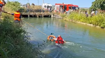 Samsun'da Baba ve Oğlu Kanalda Boğulma Tehlikesi Geçirdi