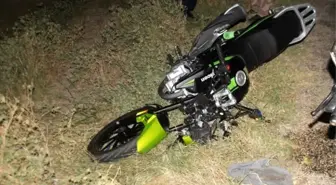 Edirne'de köy yolunda motosiklet kazası: 2 kişi yaralandı