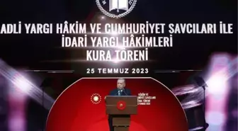 Erdoğan: Önceliklerimizin en başında Türkiye'yi darbe anayasasından kurtarmak var