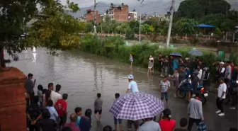 Nepal'in Başkenti Katmandu Şiddetli Yağışlara Teslim Oldu