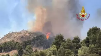 İtalya'da Orman Yangınları Devam Ediyor