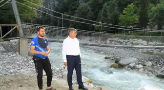 Karabük Valisi Fuat Gürel, Yenice'de sel zararlarını inceledi