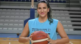 Turgutlu Belediyespor, eski oyuncusu Mihrace Yasemin Buğdaycı'nın adının Kadınlar Basketbol Liglerine verilmesi için başvuruda bulundu