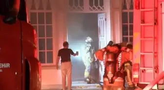 Yıldız Hamidiye Camii'nde Yangın Çıktı