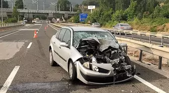 Bilecik'te otomobilin minibüse çarpması sonucu 11 kişi yaralandı