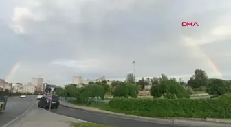 İstanbul'da Sağanak Yağmur Sonrası Ortaya Çıkan Gökkuşağı Kartpostallık Görüntüler Oluşturdu