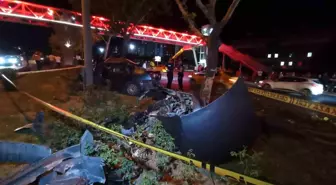 Konya'da Makas Atan Otomobil Ağaca Çarptı: 3 Yaralı