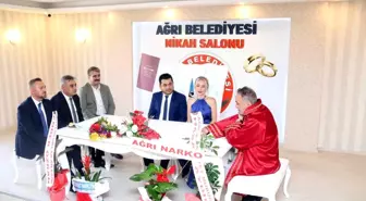 Ağrı İl Emniyet Müdürü Hasan Aydın, Başkomiser damat ve gelin çiftine şahitlik yaptı