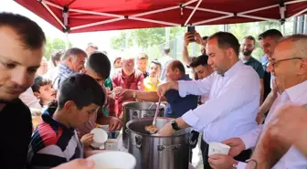 Niğde Belediyesi Muharrem Ayında Camilerde Aşure Dağıttı