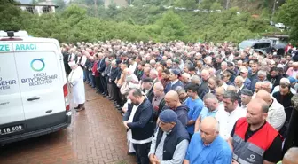 Ordu'da taşkın sırasında kaybolduktan 14 gün sonra denizde bulunan kadının cenazesi toprağa verildi