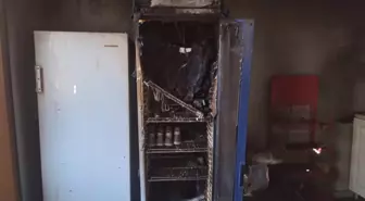 Elazığ'ın Palu ilçesinde bir iş yerinde buzdolabının patlaması sonucu çıkan yangın söndürüldü