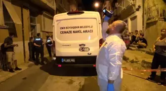 İzmir'de Yangın Çıkan Evde Bir Kişi Hayatını Kaybetti