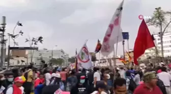 Peru'da Bağımsızlık Günü etkinliklerinde hükümet karşıtı protesto